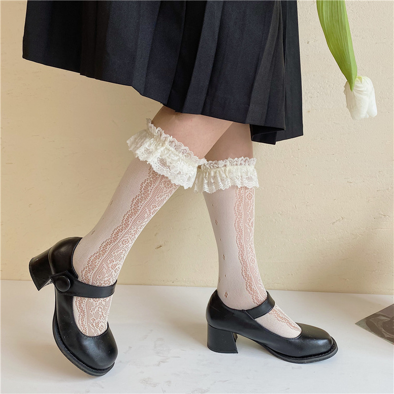 Japanese lace knee socks for students