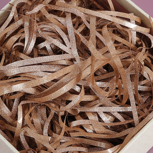 Factory direct wholesale 1KG high-end gold glitter candy box gift box filling colorful shimmering raffia paper strips