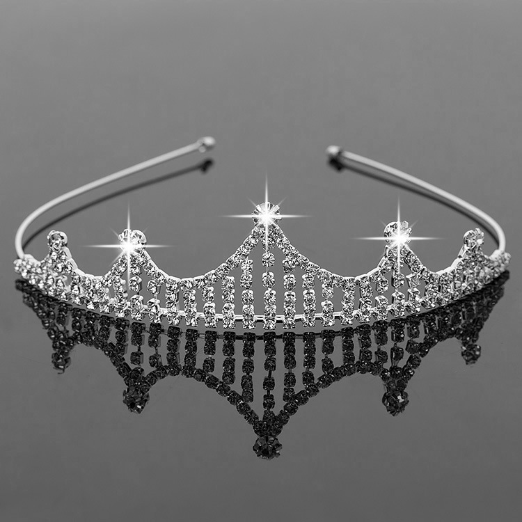 Hair accessory for bride