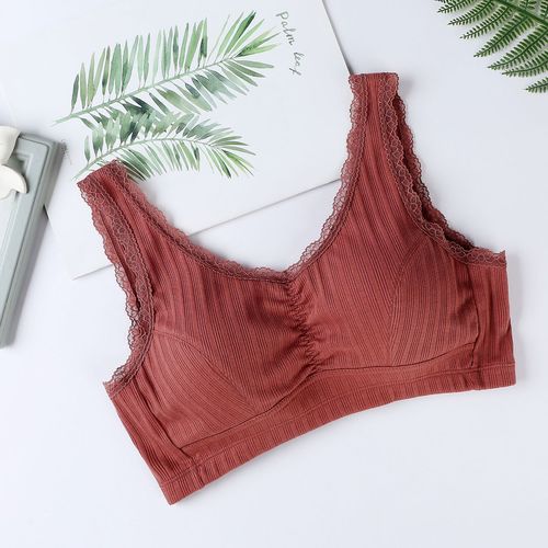 Manufacturer's middle-aged and elderly large size sports sleeping bra without buckle mother's underwear without rims breathable vest spring and summer