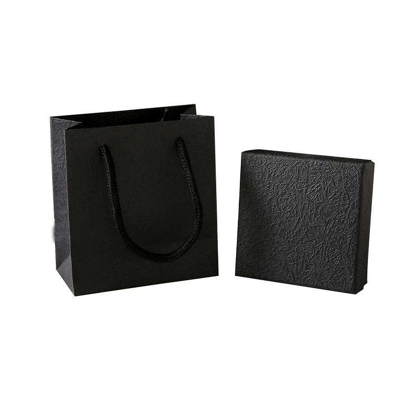 Factory direct jewelry box packaging jewelry packaging box ring earrings necklace bracelet solid color black and white small fresh paper