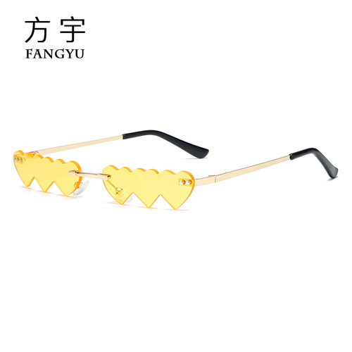 New Heart to Heart Fashion Sunglasses Metal Frameless Funny Niche Sunglasses Cross-border Party Personalized Glasses Wholesale