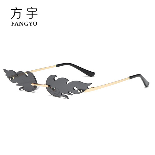 New Flame European and American Fashion Sunglasses Funny Metal Glasses Frameless Personalized Sunglasses for Women Wholesale