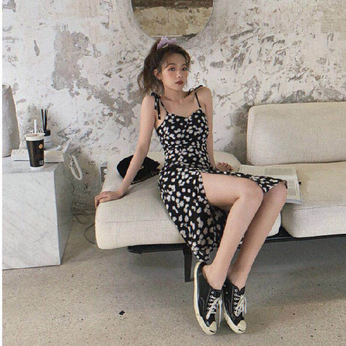 Spring 2025 Daisy Floral Print Women's Elegant Slimming Medium-Length French Lilac Strap Dress Summer