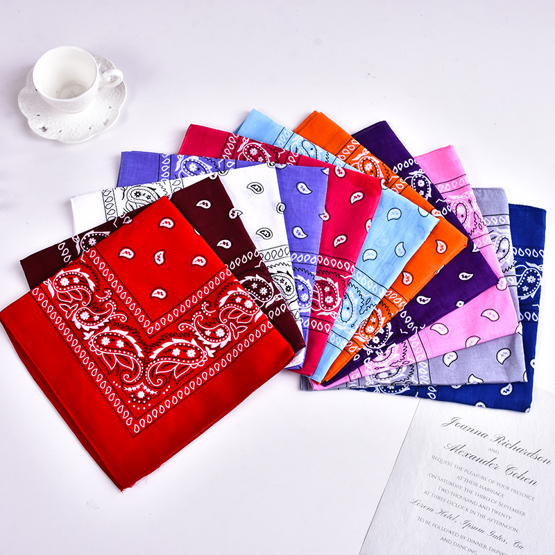 Magic travel sports scarf