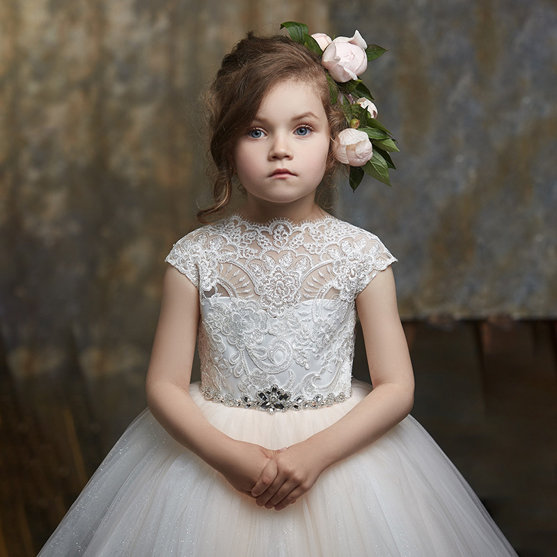 Nueva Europa y América del comercio exterior de los niños encaje vestido sin mangas backless cumpleaños anfitrión rendimiento niña mullido vestido