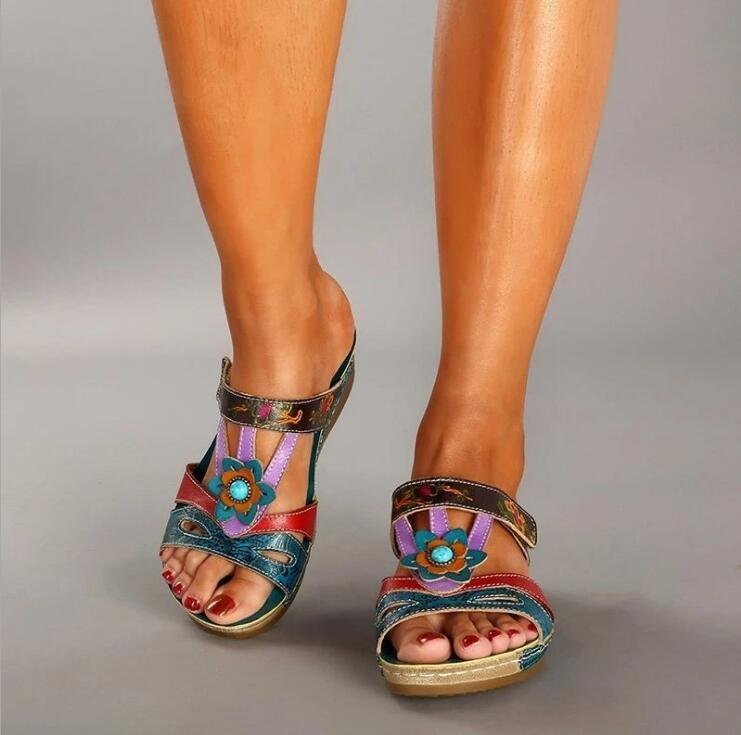 fashionable sandals wedge heel