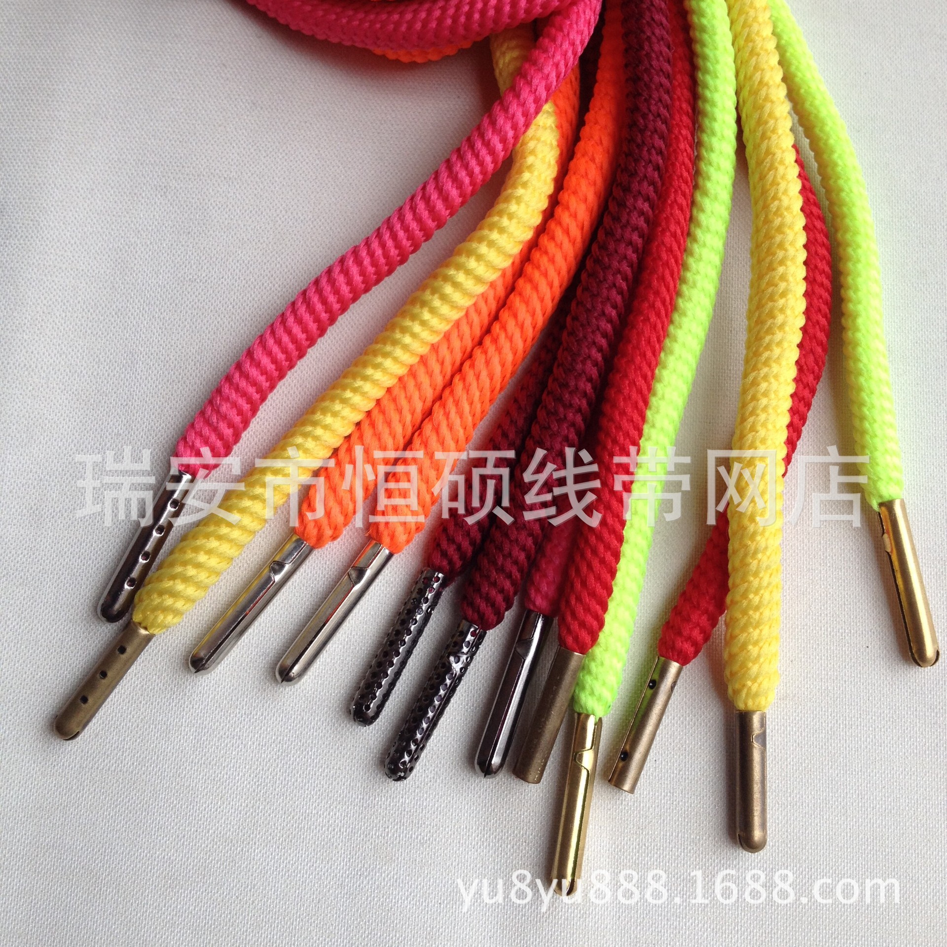 5MM圆彩色涤纶罗纹绳子裤腰绳帽绳抽绳加金属扣头服装辅料批发