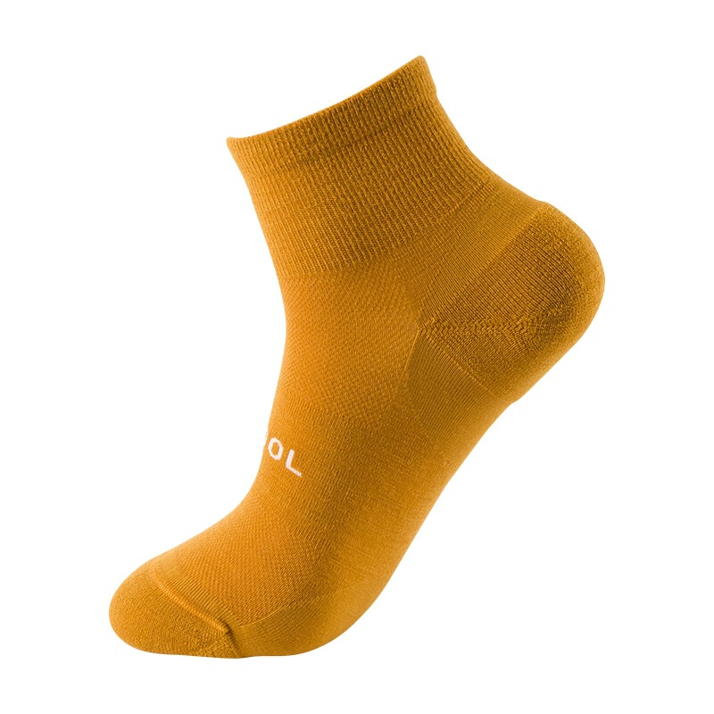 Breathable Merino Wool Short-Tube Running and Hiking Socks, Sweat-Wicking, Soft and Comfortable, Men's and Women's Casual Sports Socks, Customizable