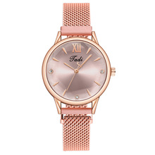 ���Q�����¿�С���r����Ůʿ�W���ֱ����s�ٴ�Ů��ʯӢ������l