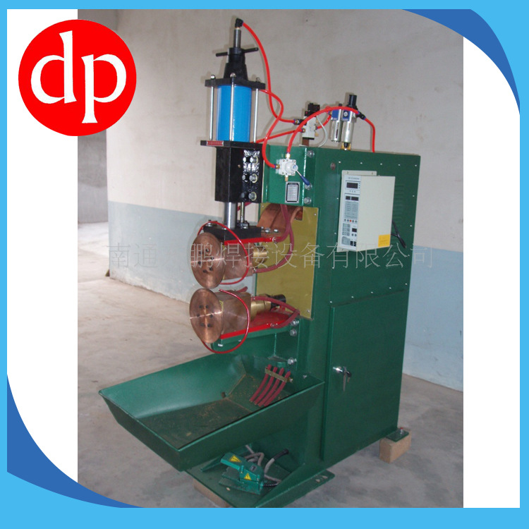 厂家销售太阳能缝焊机 。自动缝焊机 油桶高速缝焊机