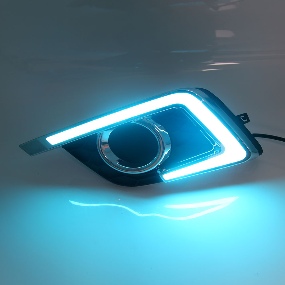 Adecuado para Nissan Xuanyi luz diurna 16-17 Xuanyi luz diurna 3-color luz diurna