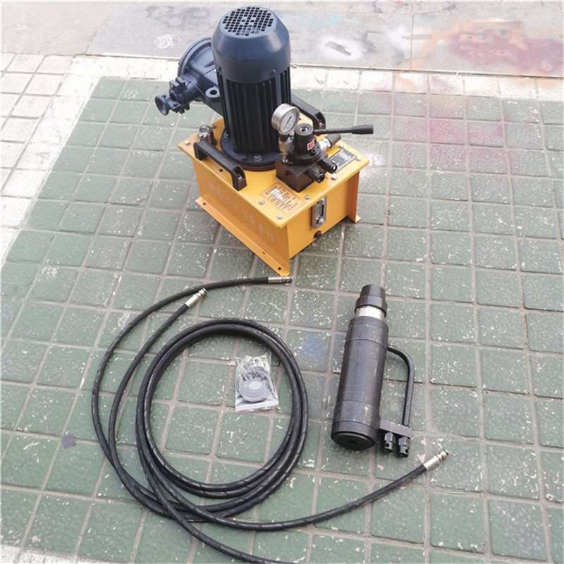 YDC1000A型液压穿心式千斤顶 锚钢绞线张垃机具  钢筋调直机