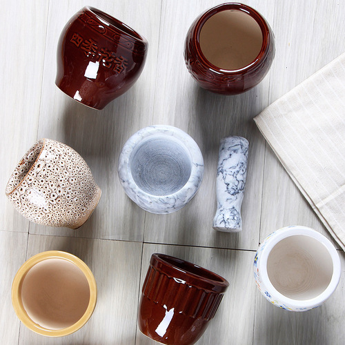 Stone garlic mortar, household old-fashioned garlic pounder, traditional garlic pounder, ceramic garlic jar, garlic jar, garlic pounder artifact