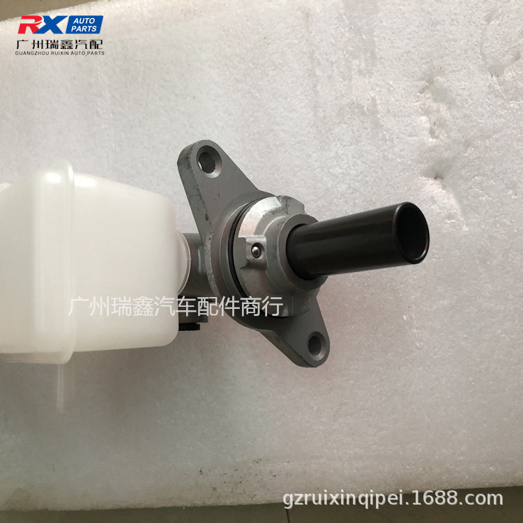 Para Toyota pickup helax Revo freno cilindro maestro derecha Titanium mano onda hilux47201-0K390