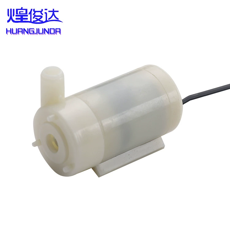 Двигатель постоянного тока 3 В небольшой водяной насос горизонтальный небольшой погружной насос DC3W фонтан ремесла мини-насос 4.5v5v6v