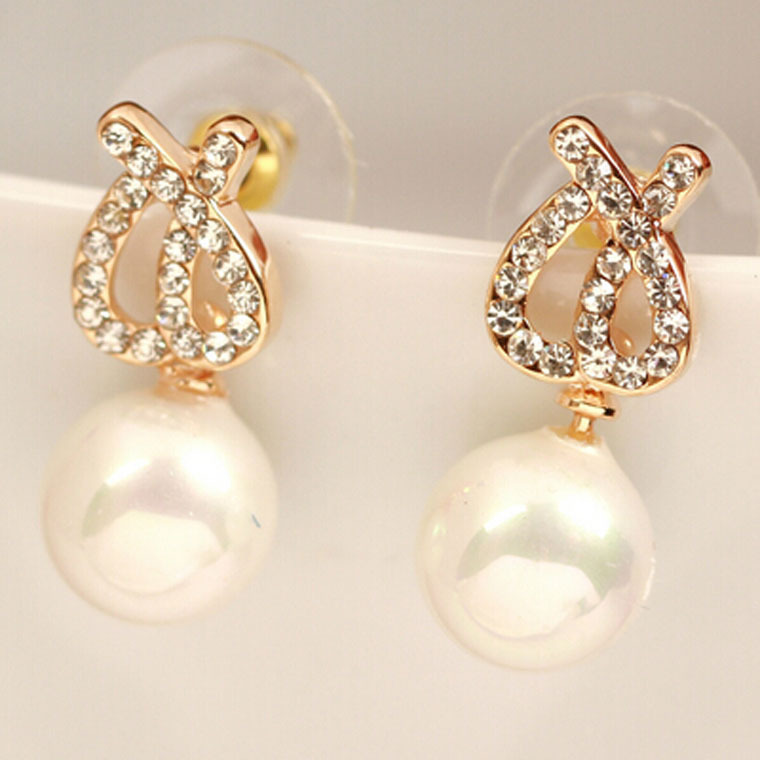 韩版优雅百搭闪钻珍珠耳钉 超闪耳饰 防过敏保色电镀耳环热销