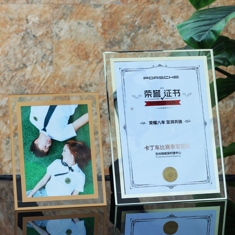 High-grade crystal glass a4 business license photo frame wholesale acrylic A5 honor certificate display frame table