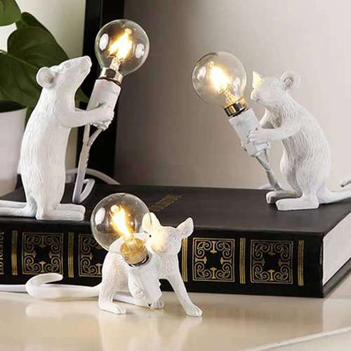 Cross-border mouse table lamp Nordic animal lamps living room dining room bedroom clothing store cartoon mouse resin table lamp