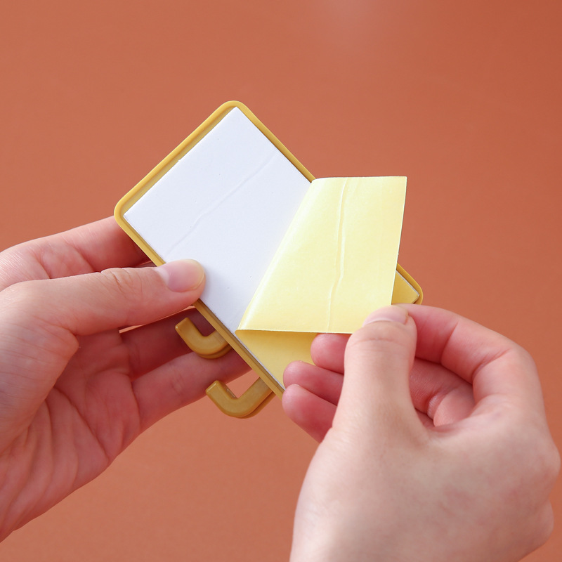 Creativo de cuatro piezas giratorias sin perforaciones, ropa adhesiva de pared sin costuras gancho de pared color de contraste japonés gancho pegajoso Baño Cocina