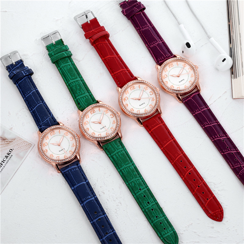 Relojes de mujer reloj luminoso de diamante caliente transfronterizo Correa de mujer reloj de cuarzo reloj fabricante
