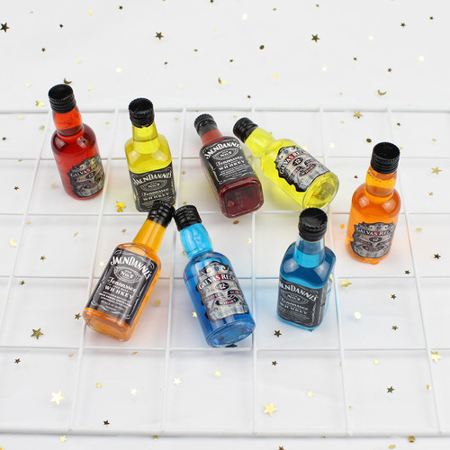 Simulated whiskey and wine ornaments, mini wine bottles, men's Father's Day card, birthday cake baking decoration