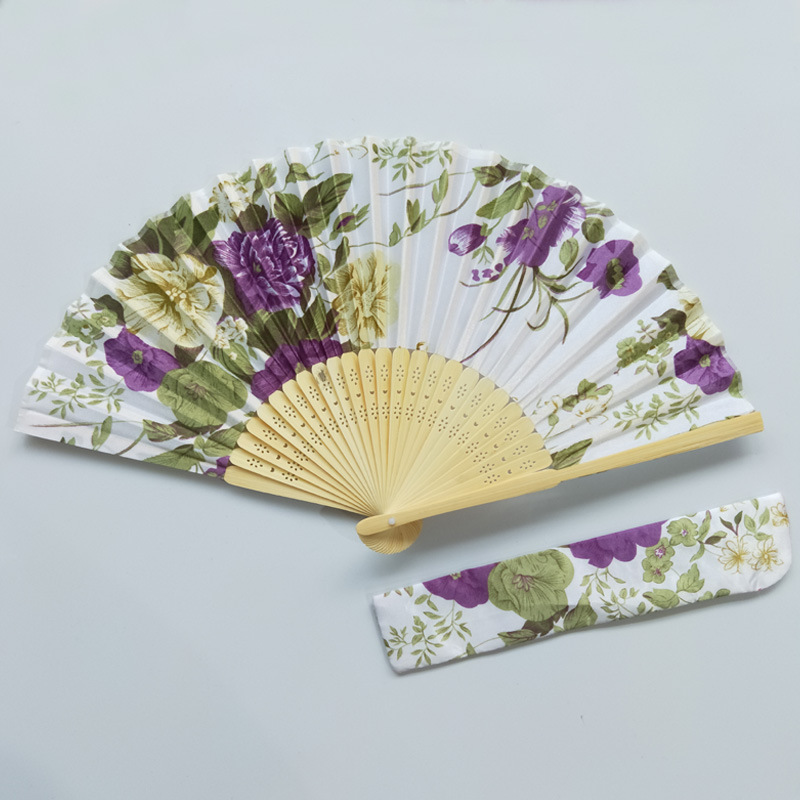 En stock ventilador de tela satinada multicolor opcional ventilador plegable de las mujeres vino rojo más bolsa de ventilador estilo japonés y ventilador