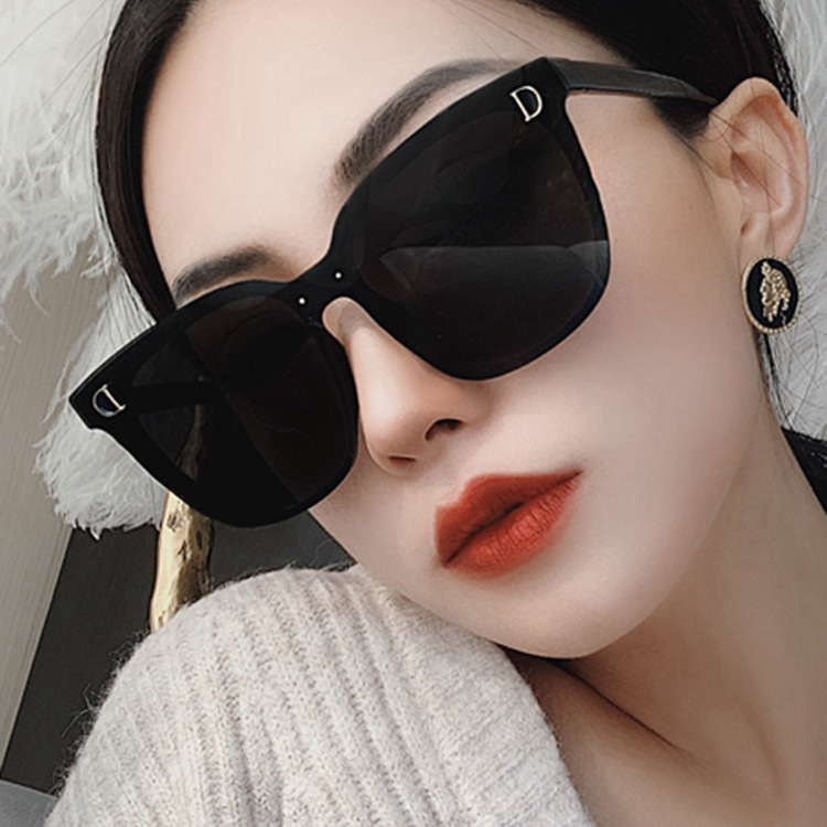 Fashion Street Style Personalized Internet Celebrity Sunglasses 2020 New Trendy Women's Large Frame Plain Black Frame Sunglasses Korean Style Glasses Fashion Street Style Personalized Internet Celebrity Sunglasses 2020 New Trendy Women's Large Frame Plain Black Frame Sunglasses Korean Style Glasses