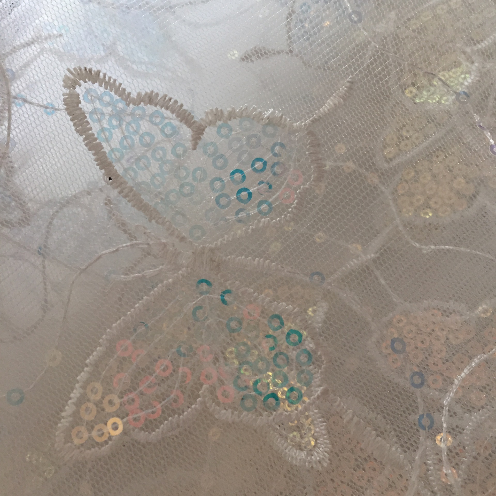 网布蝴蝶亮片平绣布 童装连衣裙 女装婚纱礼服刺绣布料