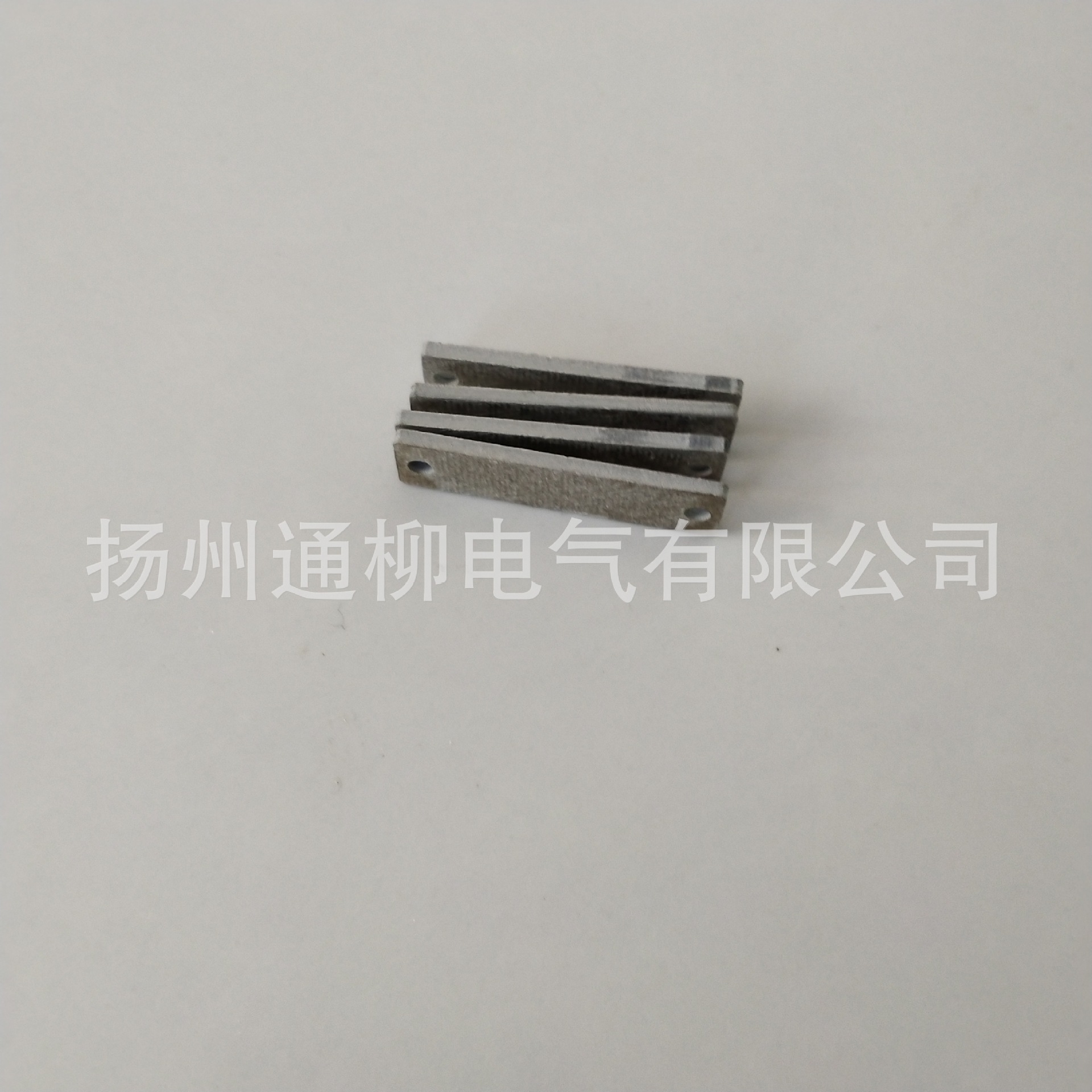 批发耐高温绝缘板白色云母板云母垫片云母条   支持加工