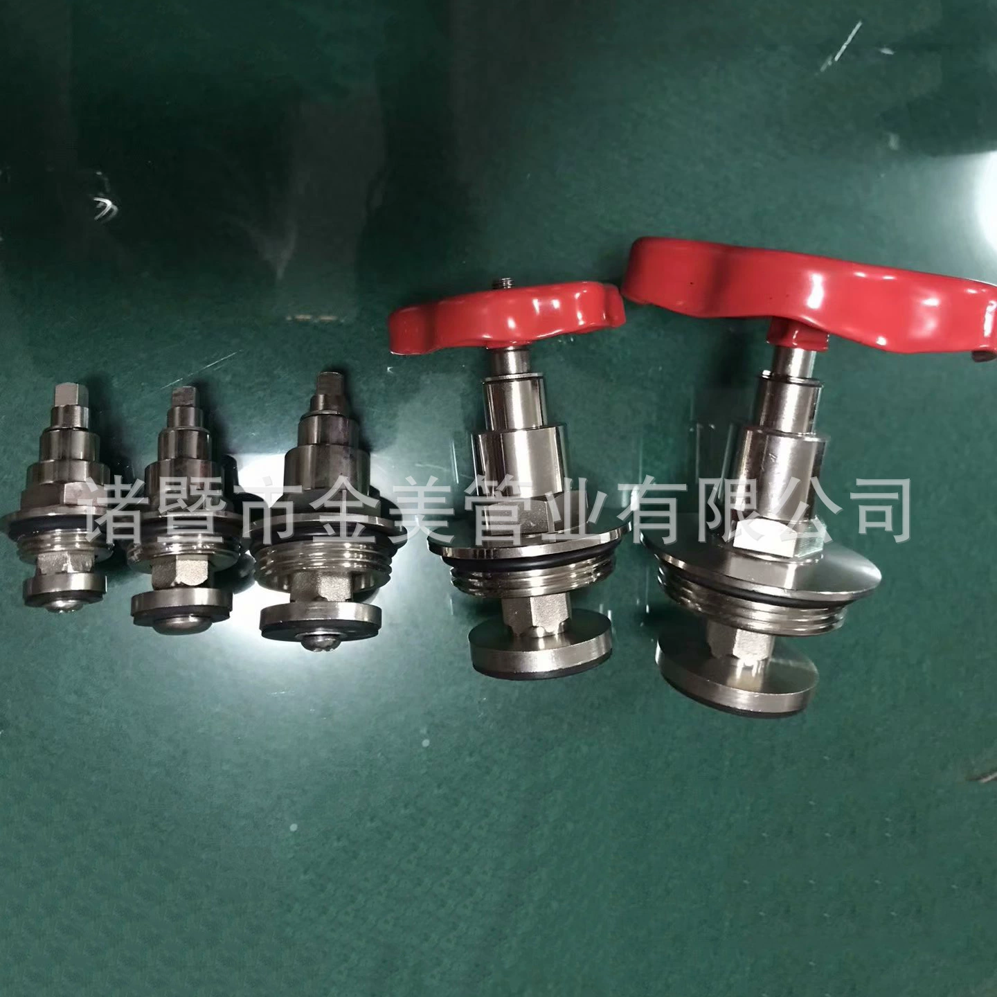 Медь медленное открытие клапана сердечника клапана стопорного сустава пластик Медный запорный клапан сердечника стопорного клапана типа сердечника клапана Заводская поставка