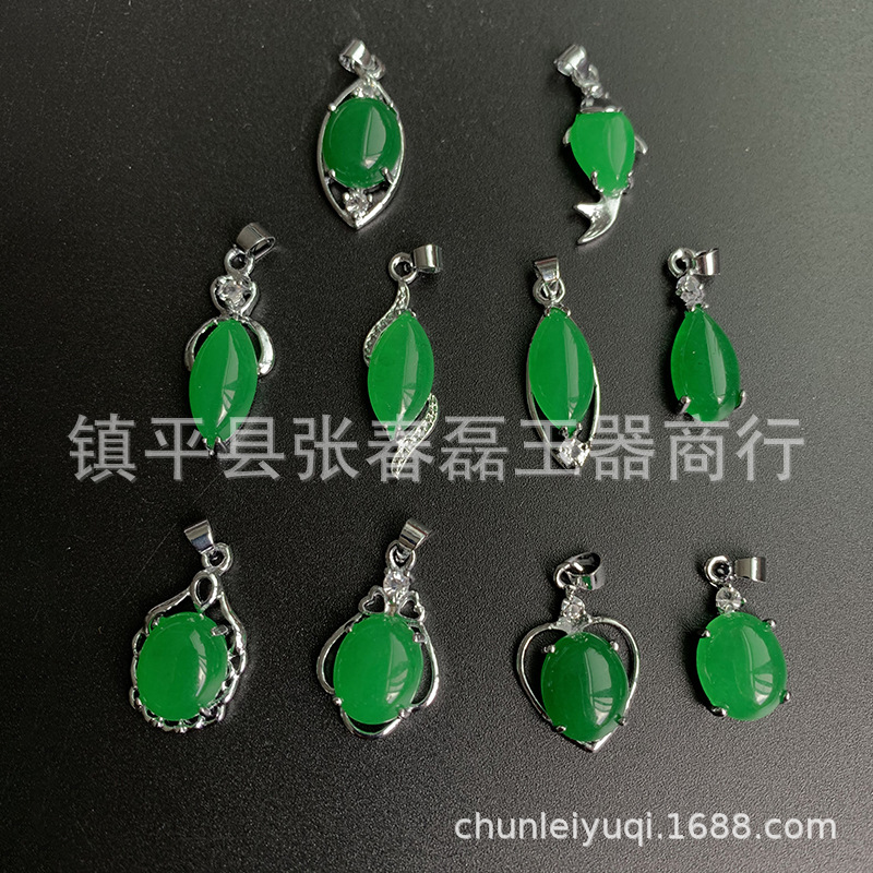 热卖地摊货马来玉镶嵌吊坠金镶玉玉坠水滴翡翠色包银镶钻坠子