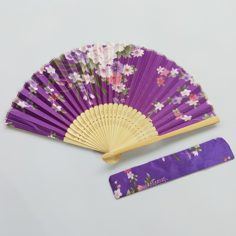 En stock ventilador de tela satinada multicolor opcional ventilador plegable de las mujeres vino rojo más bolsa de ventilador estilo japonés y ventilador