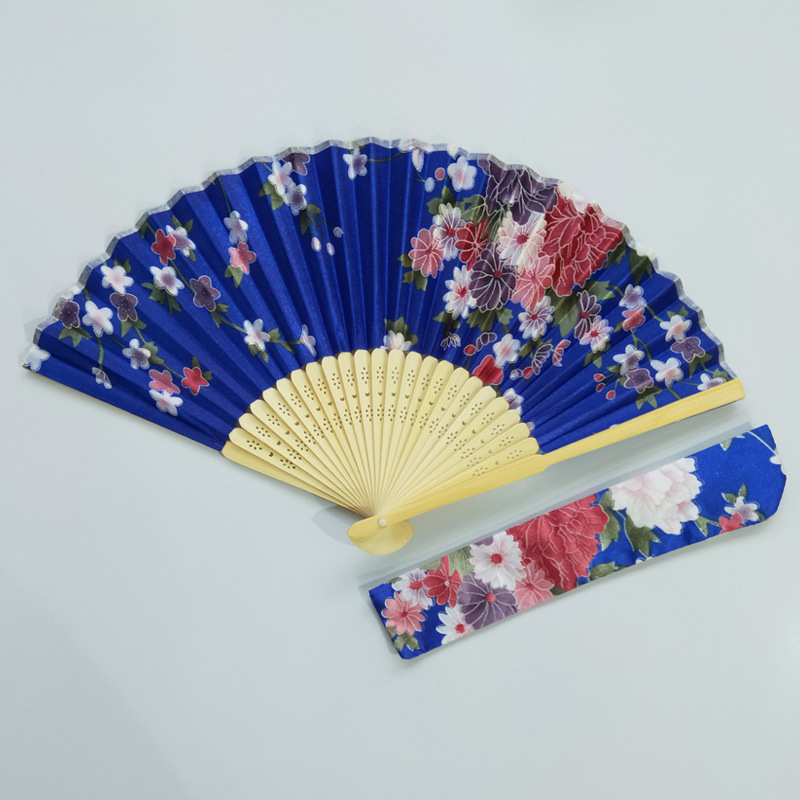 En stock ventilador de tela satinada multicolor opcional ventilador plegable de las mujeres vino rojo más bolsa de ventilador estilo japonés y ventilador