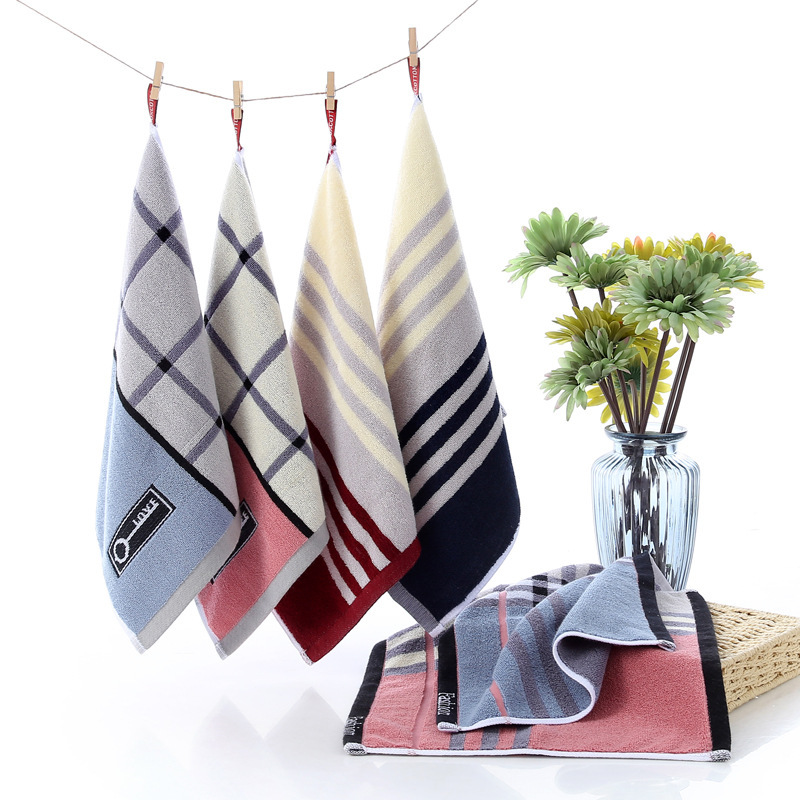 Factory wholesale 35*35 square towel soft absorbent thickened small towel square stall supermarket saliva towel