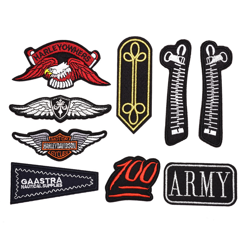 Factory in stock fashion cloth stickers embroidery clothing bag shoes and hats handicraft skeleton foreign trade boutique cool Gold Line Badge