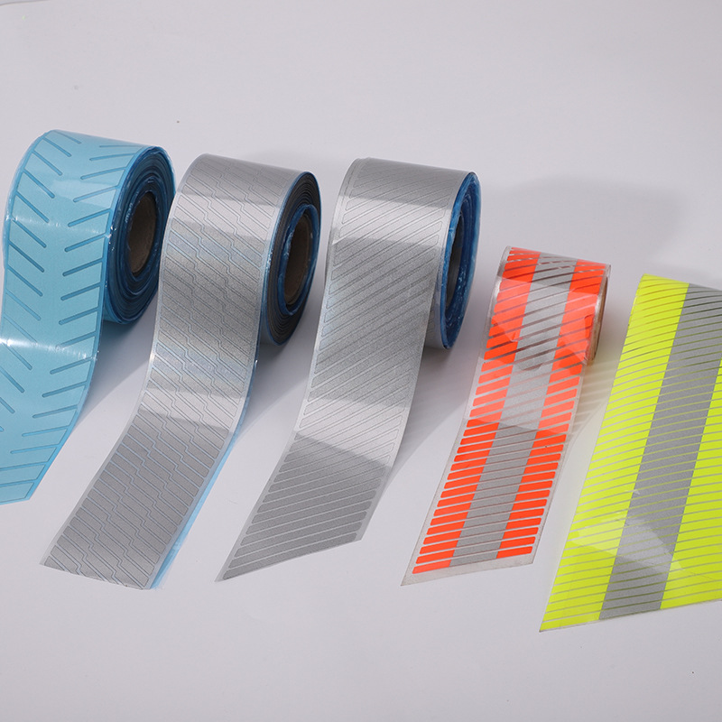 厂家直供高亮度连续图案反光热贴膜亮银多种颜色