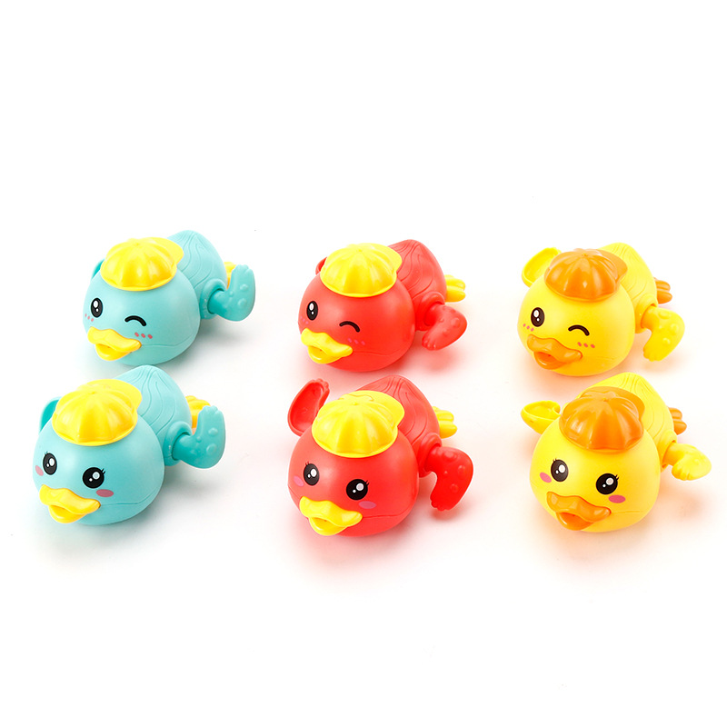 Wind-up toy play in water