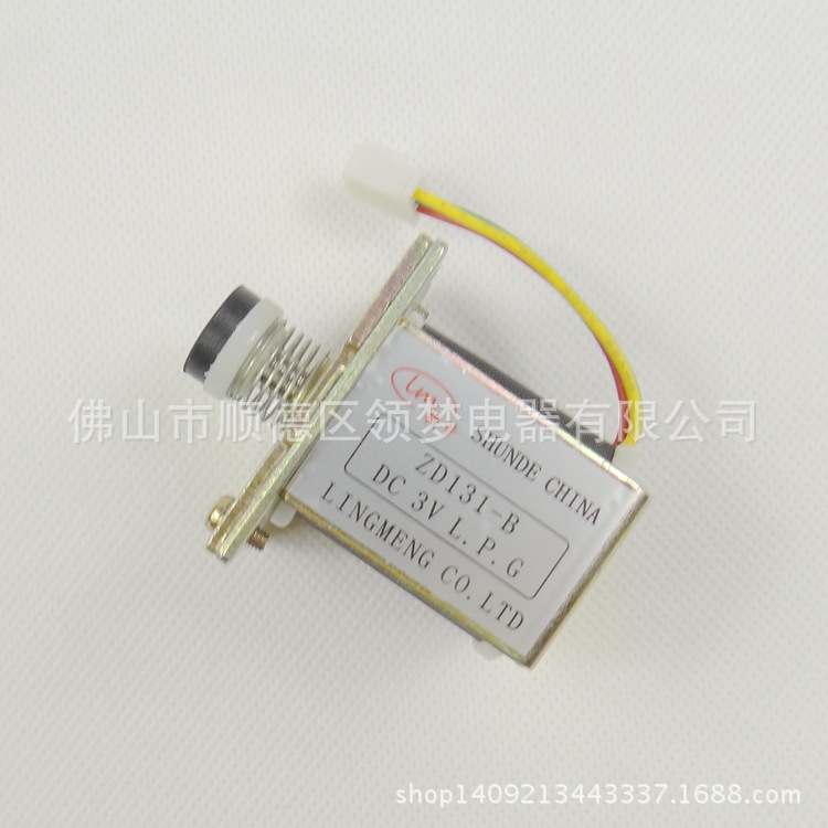 Oferta especial 3V válvula solenoide accesorios del calentador de agua, la calidad es la misma que la original, puede reemplazar ZD133 image 1