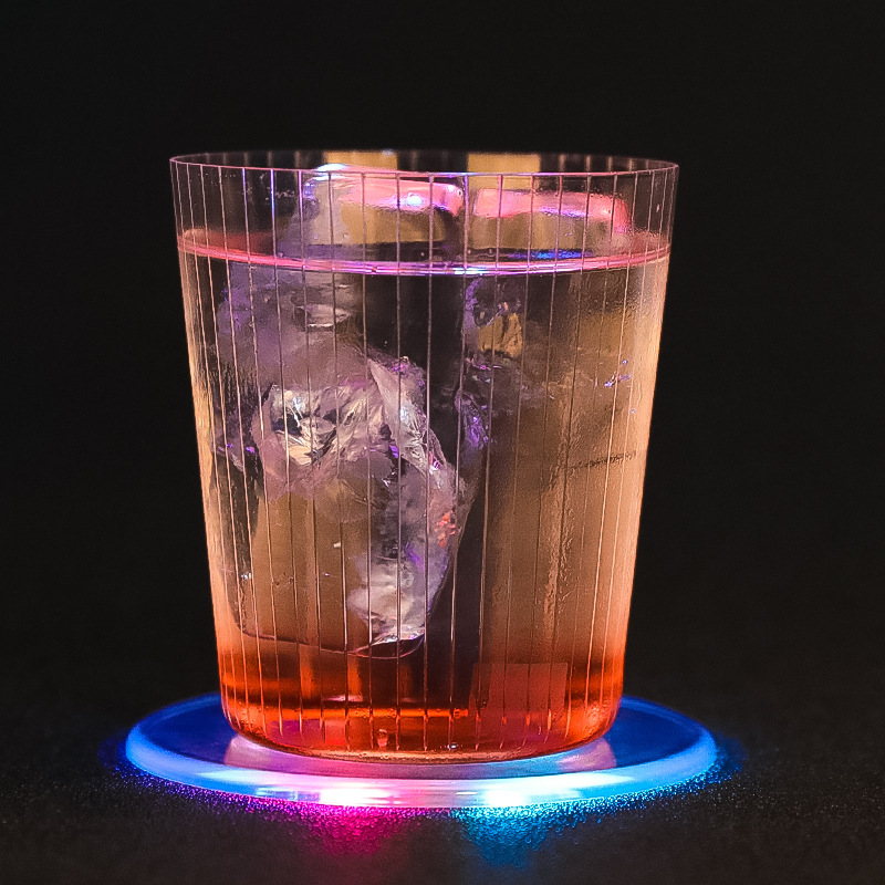 Cruzar la frontera de cristal de acrílico ultra-delgada LED luminoso coaster cocktail coaster bar luminoso colorido coaster