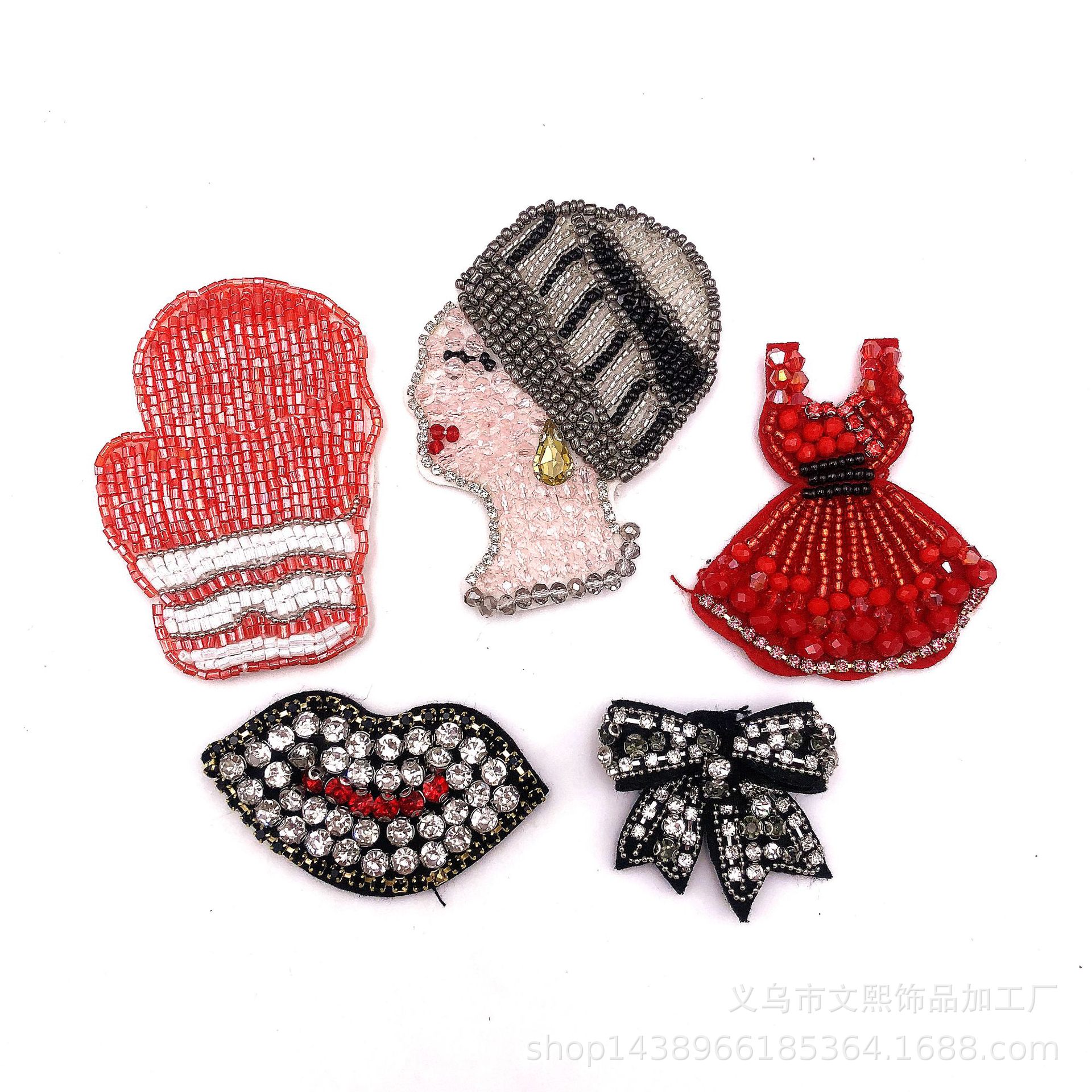 厂家新品钉珠水晶裙子手套布贴 服装辅料DIY配饰