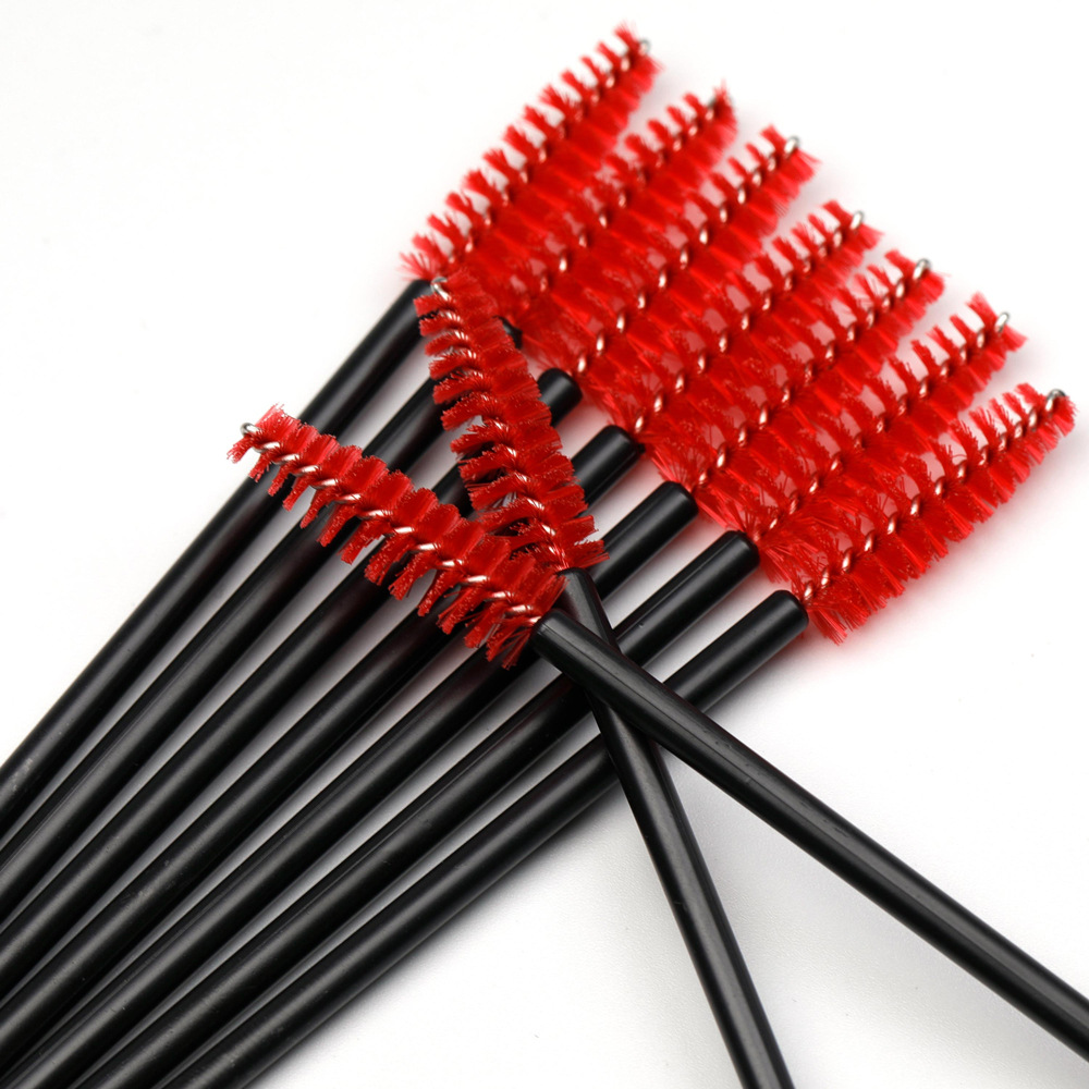 Disposable nylon brush for eyelashes