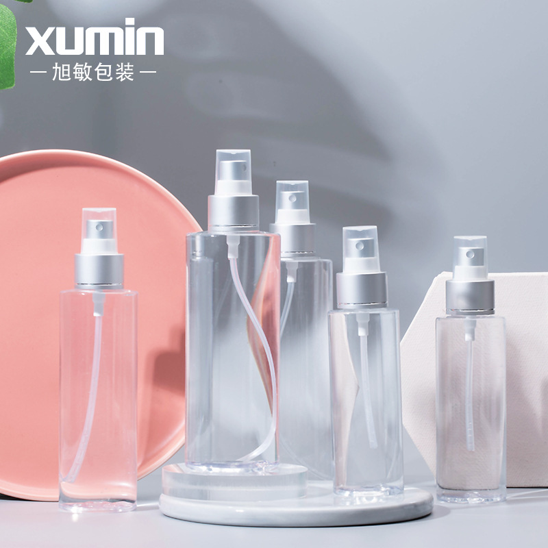 En stock hombro plano transparente botella de spray de plástico cosméticos botella de rocío puro viaje conveniente mascota sub-botella Xumin material de embalaje