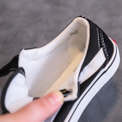 Children's canvas shoes, boys' low-top cloth shoes,  spring and autumn new girls' shoes, small and medium-sized children's kindergarten students' sneakers