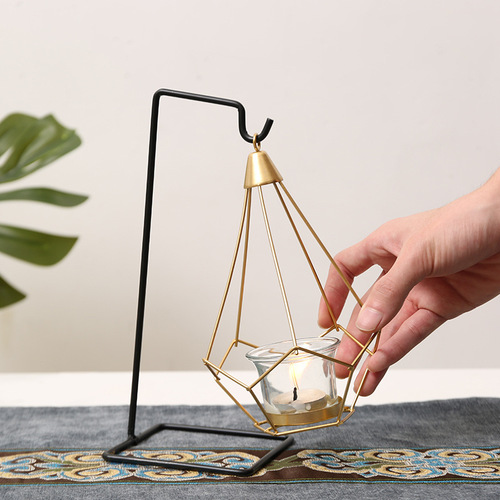 Nordic simple iron candle holder ornaments Western restaurant atmosphere decoration props romantic candlelight dinner wedding decorations