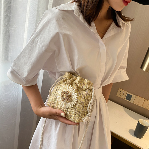 Forest style woven bucket bag women's bag new  summer straw bag cross bag Korean version cute one-shoulder crossbody bag