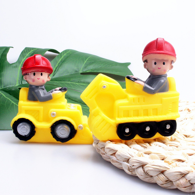 Vinyl engineering truck boy excavator/bulldozer boy ornaments baking cake decoration micro landscape ornaments