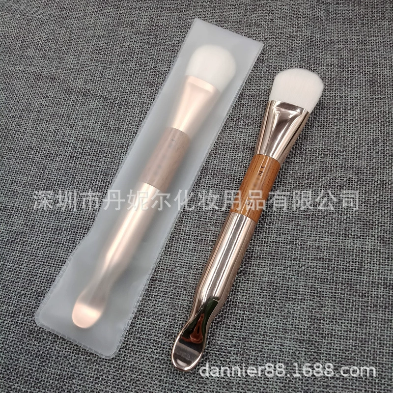 Soft face mask, cosmetic brush for face, foundation, (Physicals), easy application