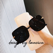 �n�����ξW�t���pɫ̫��RŮ���LĘƫ��r��ī�R���жȼ����R