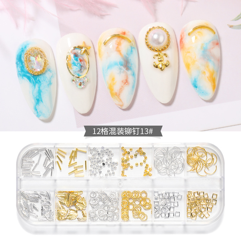 Nuevo estilo clavo remache joyería caja larga mixta japonés clavo Rosa oro metal estrella Luna hueco parche de uñas image 4
